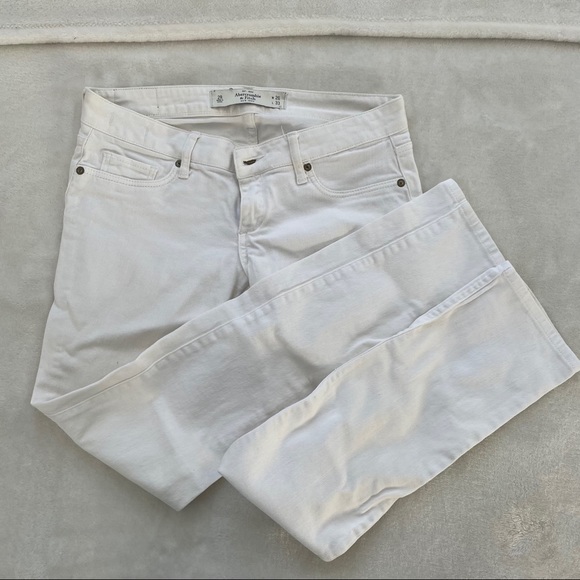 Abercrombie & Fitch White Jeans 26 regular - Picture 1 of 5